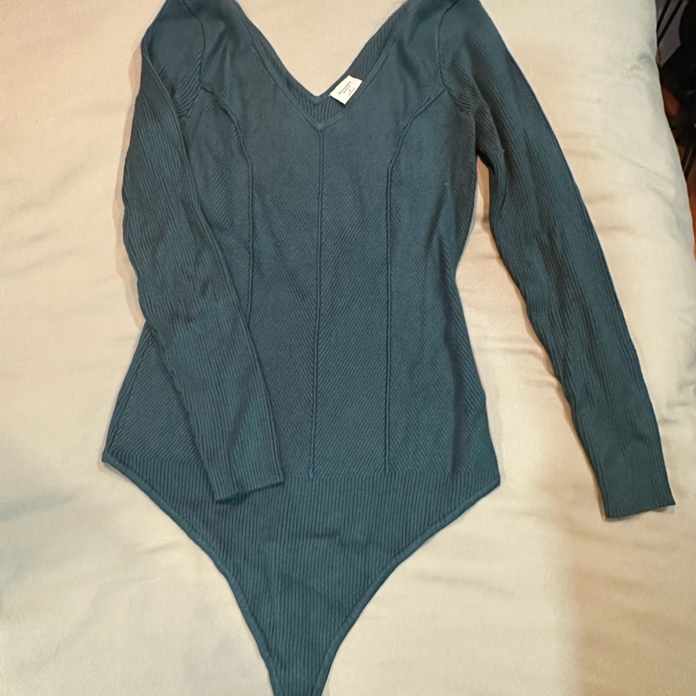 Ribbed A& F Long Sleeve Bodysuit